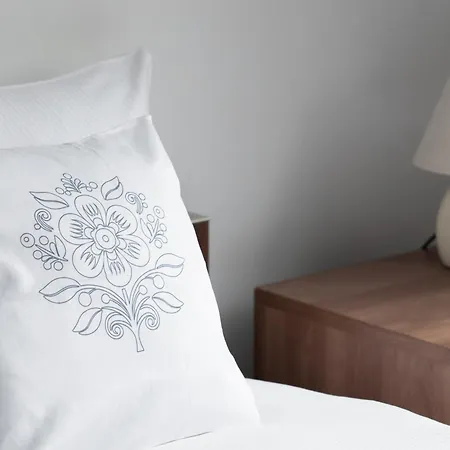 By Bookinghost * Stettin