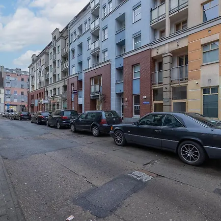 By Bookinghost Stettin