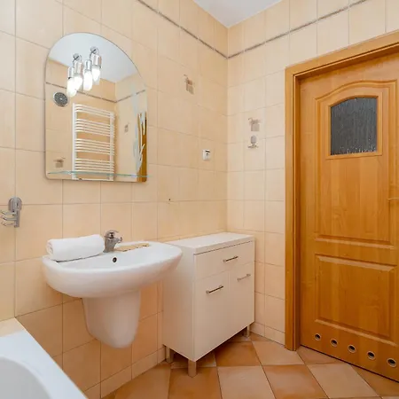 By Bookinghost Apartment *