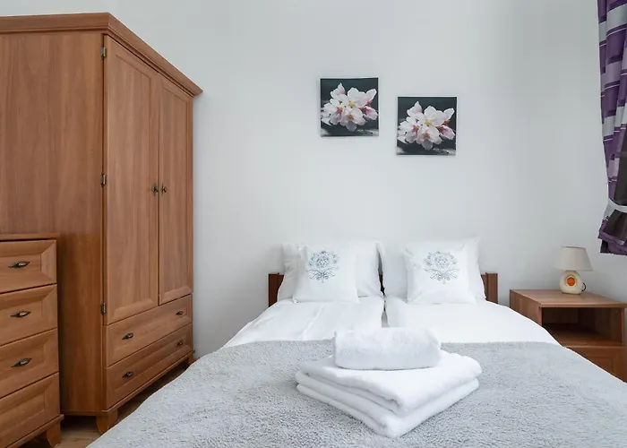 By Bookinghost Apartment