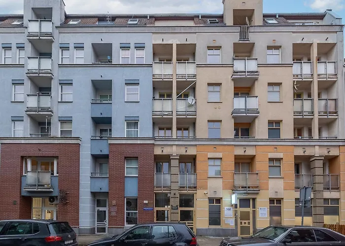 By Bookinghost * Szczecin