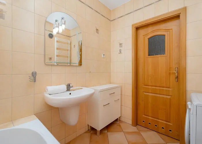 By Bookinghost Apartment *